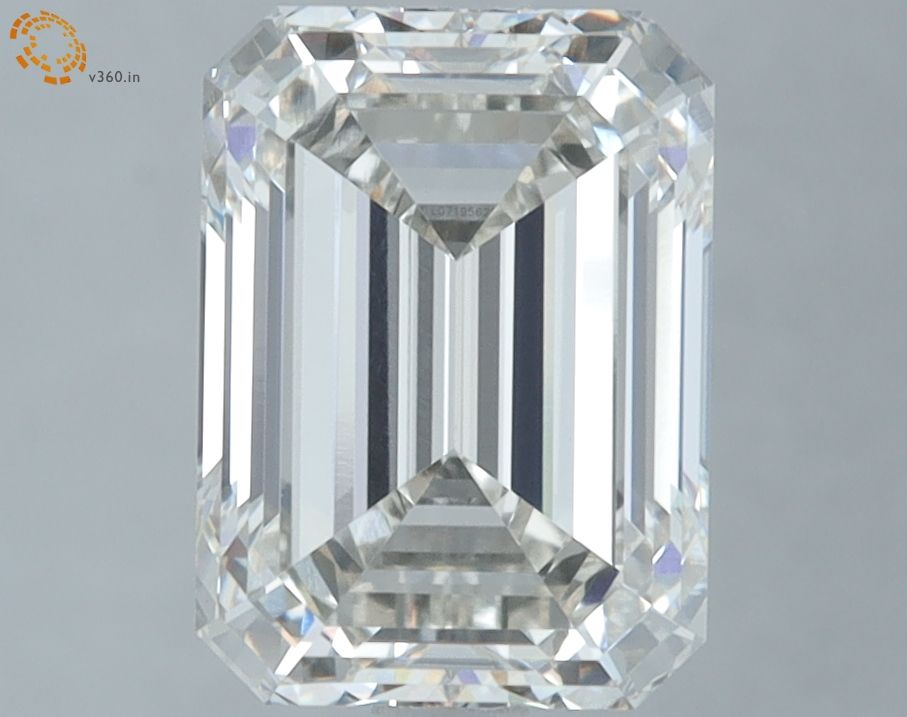 3.20 ct. emerald Lab Grown Diamond front image