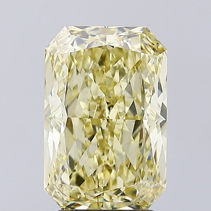 3.11 ct Radiant diamond