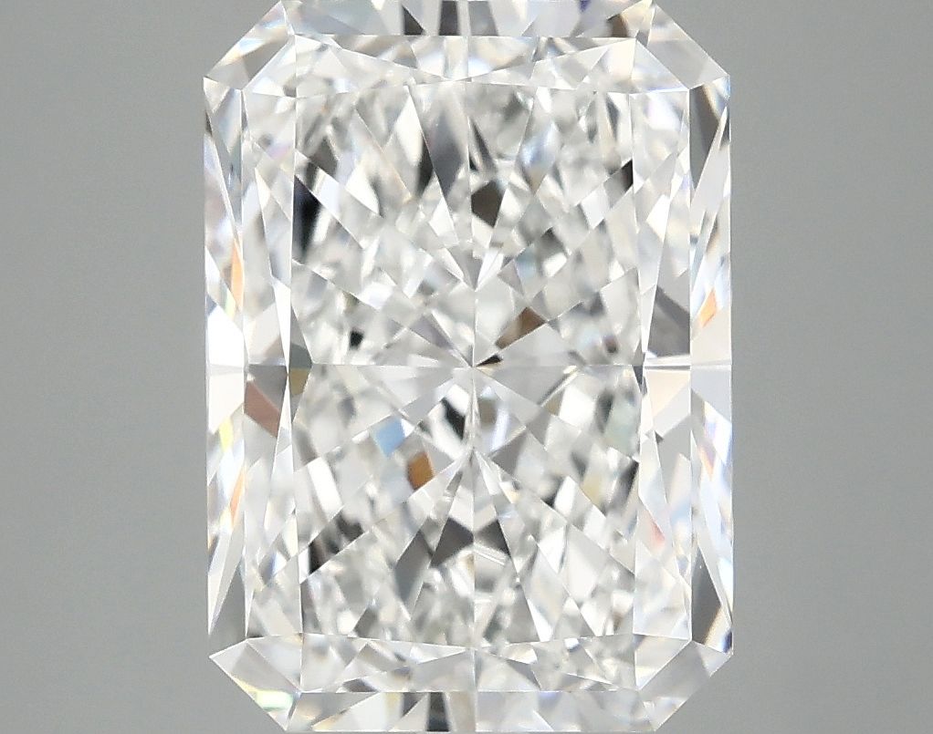 4.98 ct. radiant Lab Grown Diamond front image