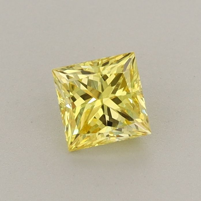 0.45 CT Fancy Vivid Yellow PRINCESS