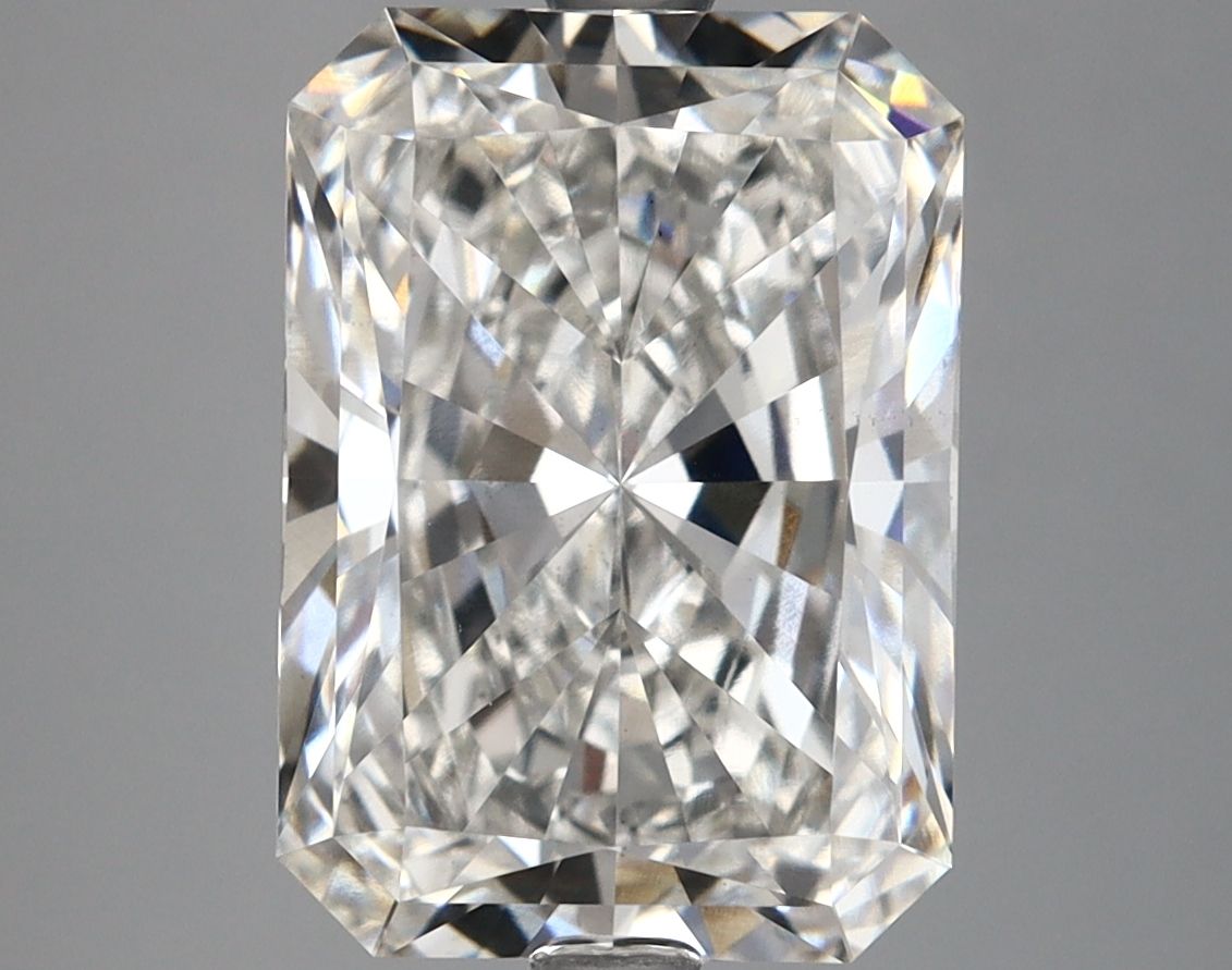 4.79 ct. radiant Lab Grown Diamond front image