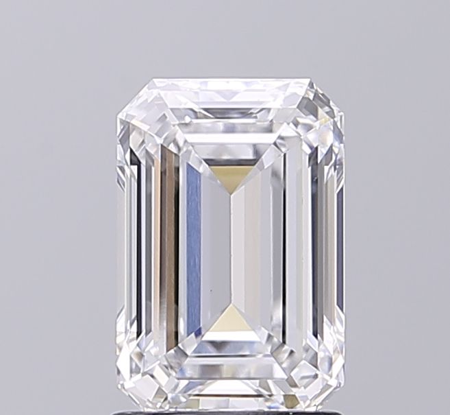 1.74 ct. emerald Lab Grown Diamond front image