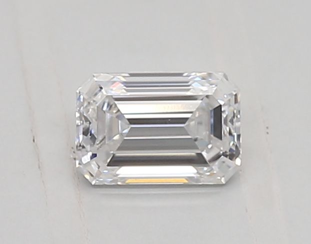 0.49 ct lab-grown Emerald Diamond