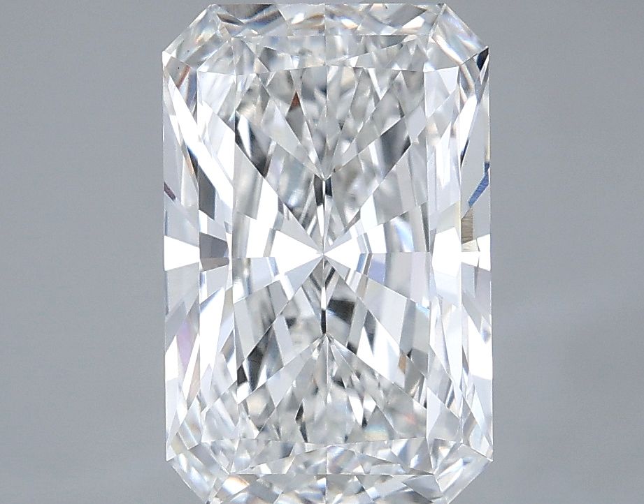 3.05 ct. radiant Lab Grown Diamond front image