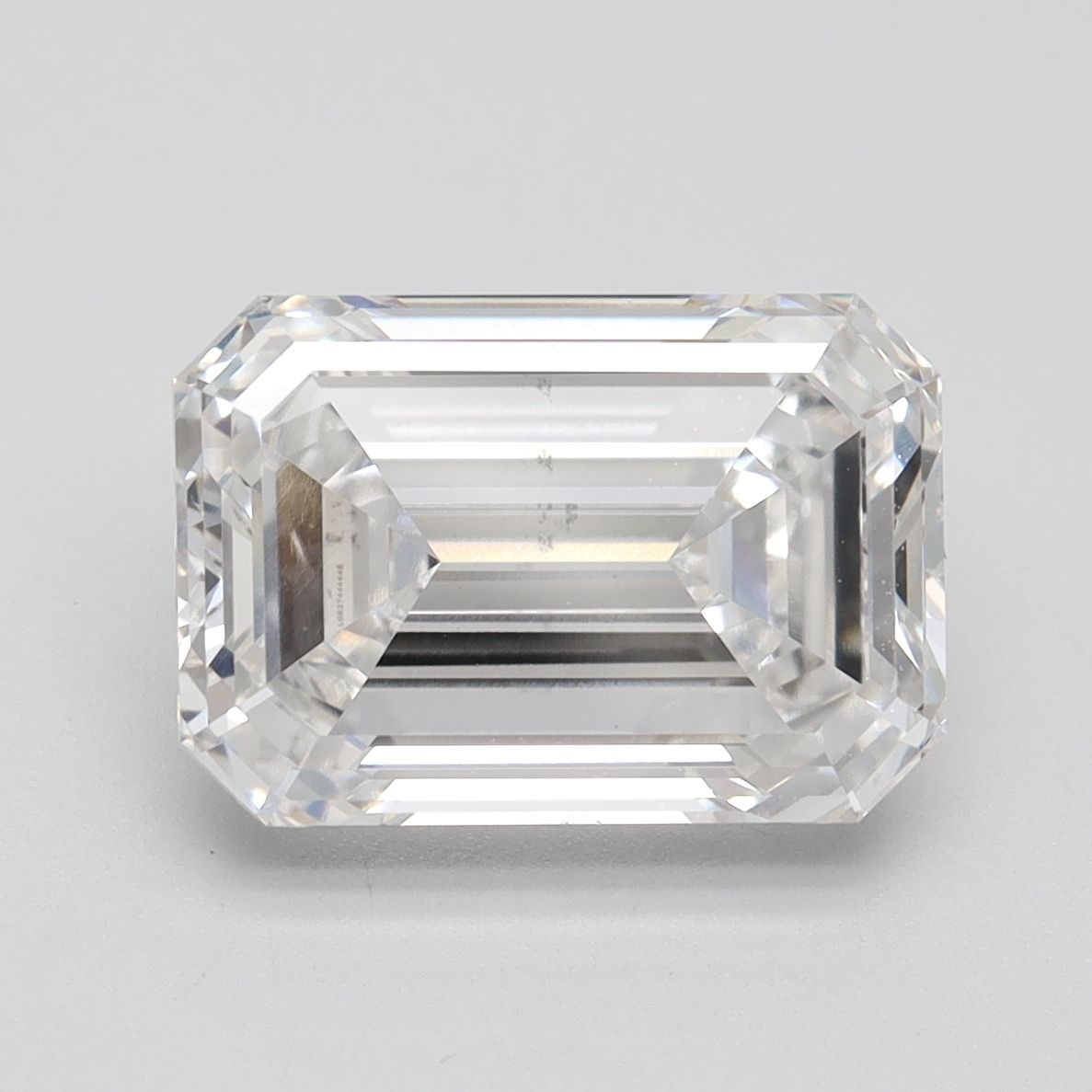 4.55 ct. emerald Lab Grown Diamond front image