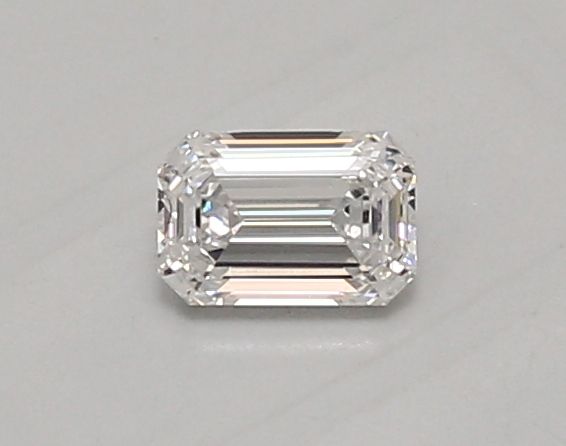 0.44 ct lab-grown Emerald Diamond