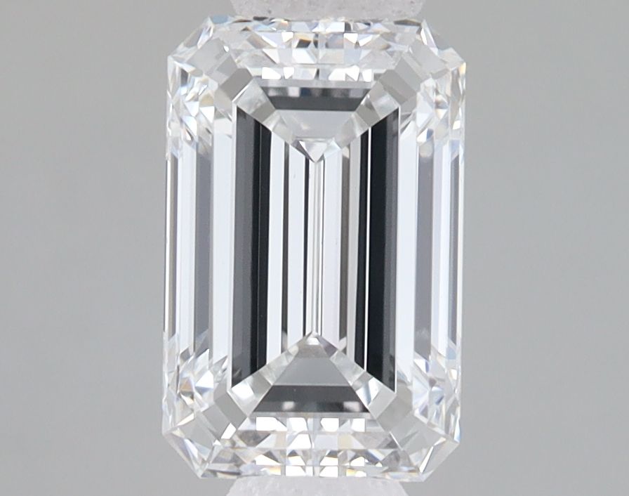 1.42 ct. emerald Lab Grown Diamond front image