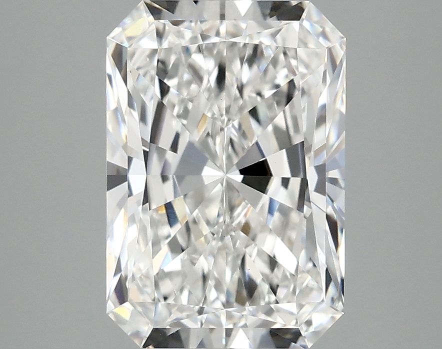 3.04 ct. radiant Lab Grown Diamond front image