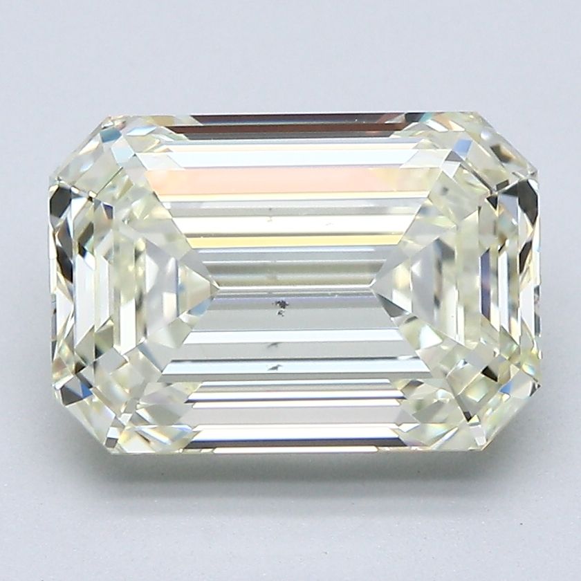 3.60 ct Emerald diamond
