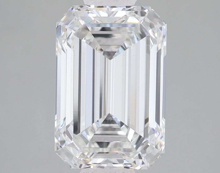 2.53 ct. emerald Lab Grown Diamond front image