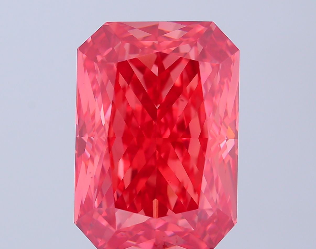 13.91 ct. radiant Lab Grown Diamond front image