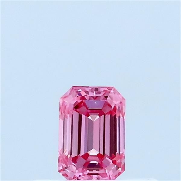 0.31 ct lab-grown Emerald Diamond