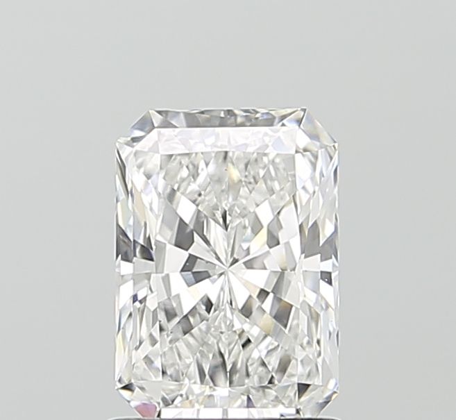 1.33 ct lab-grown Radiant Diamond