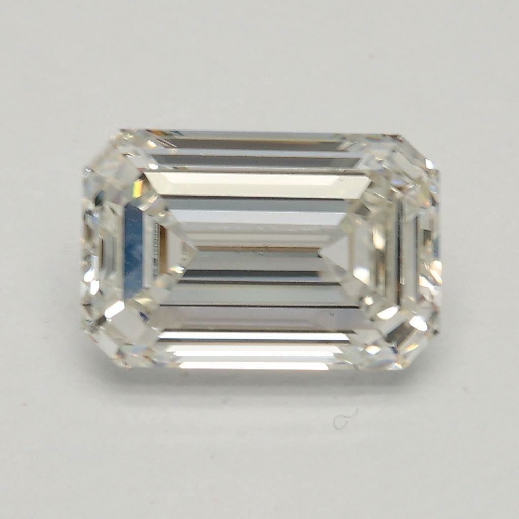 1.78 ct. emerald Lab Grown Diamond front image