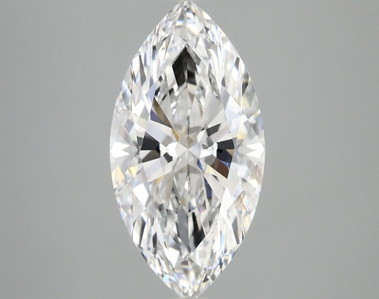 3.04 carat e VS2 EX Cut IGI marquise diamond