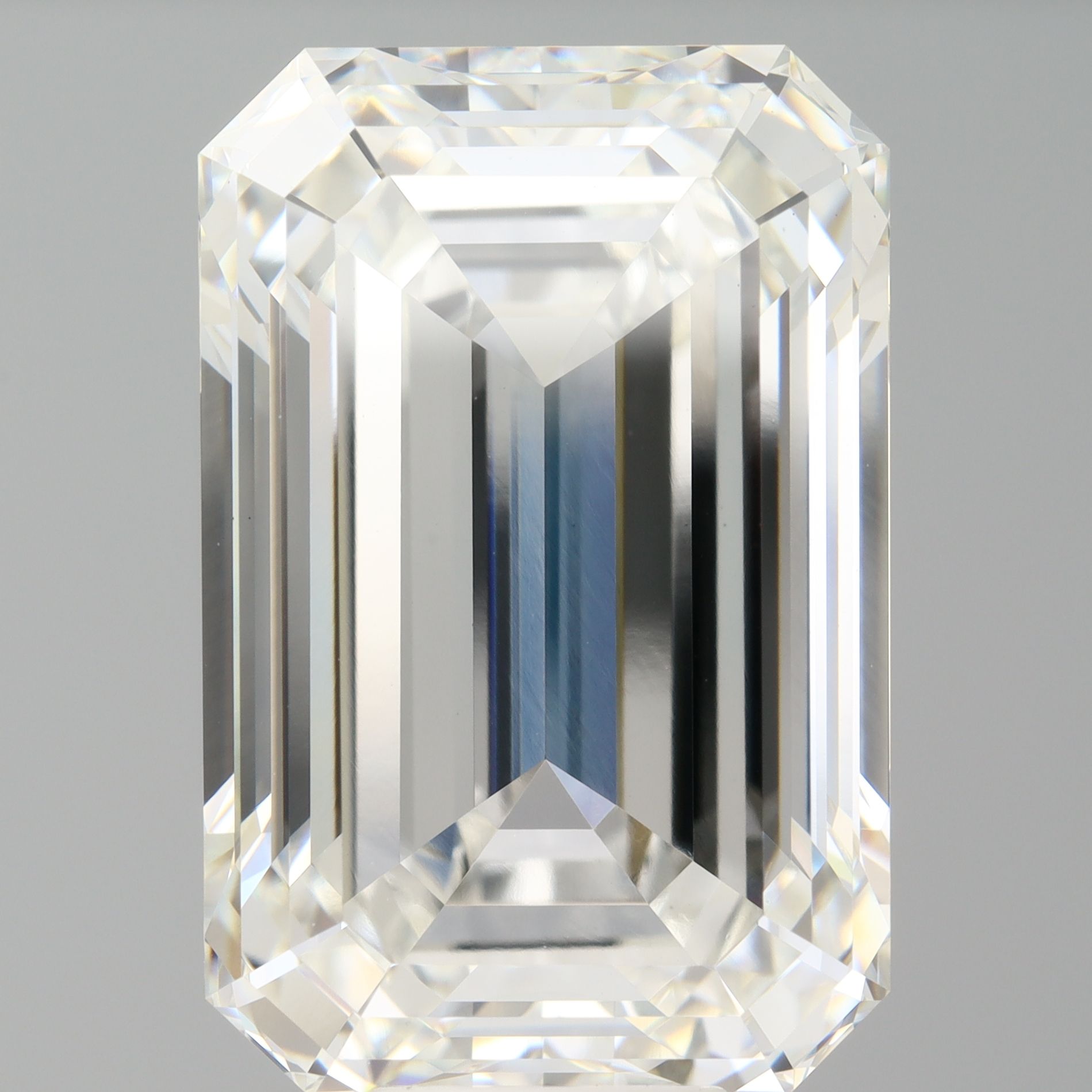 13.09 ct. emerald Lab Grown Diamond front image