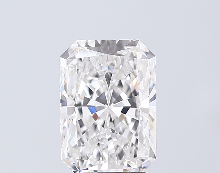 3.05 ct. radiant Lab Grown Diamond front image