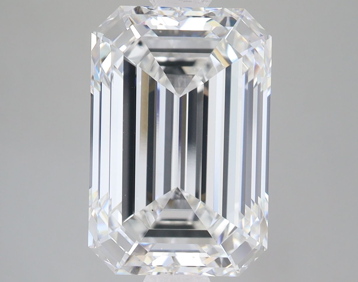 6.10 ct. emerald Lab Grown Diamond front image