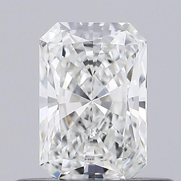 0.47 ct lab-grown Radiant Diamond