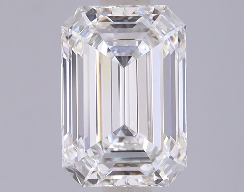 1.94 ct. emerald Lab Grown Diamond front image