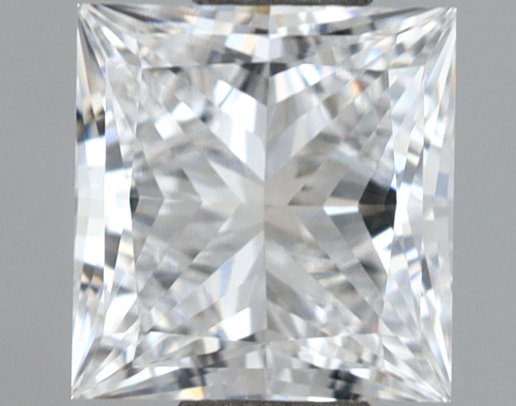 1.04 ct lab-grown Princess Diamond