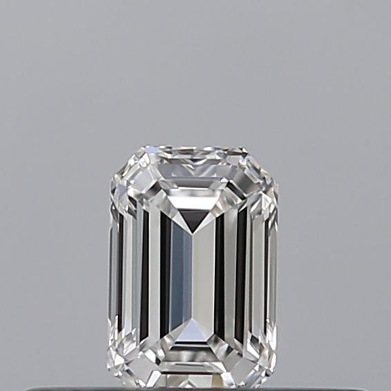 0.23ct Emerald diamond