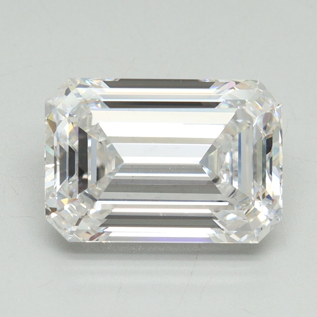 4.19 ct. emerald Lab Grown Diamond front image