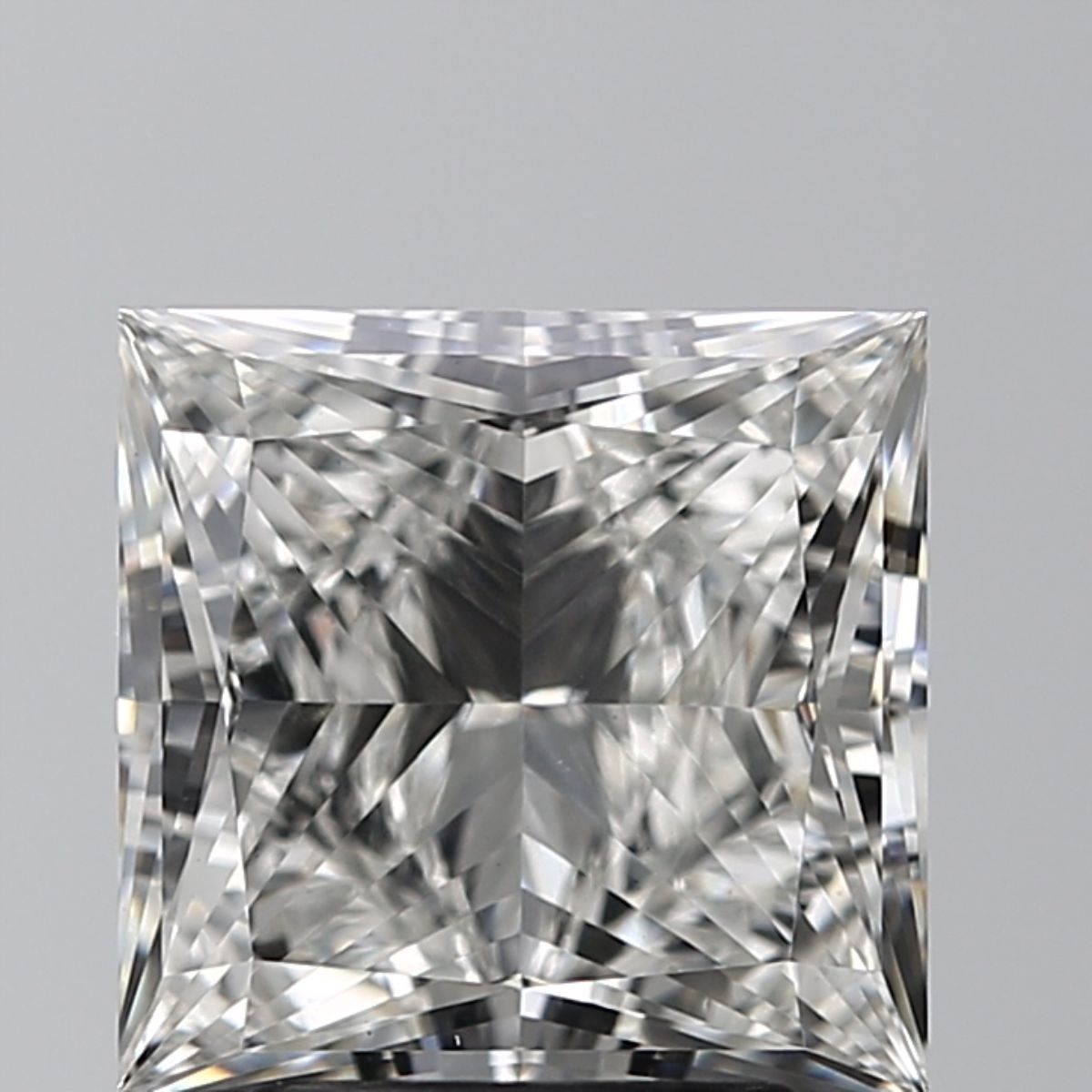 3.02 ct Princess diamond