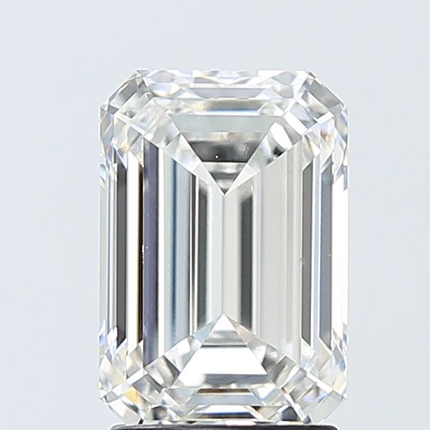 2.55 ct Emerald diamond