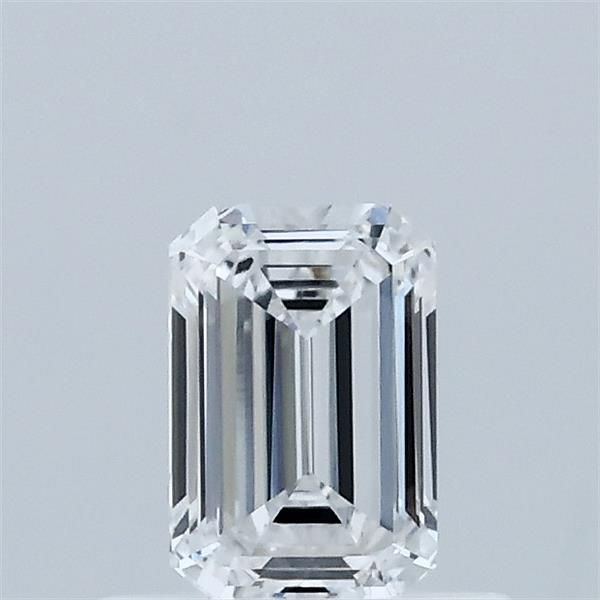 0.51 ct lab-grown Emerald Diamond