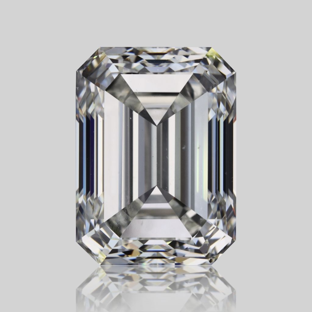 2.01 ct Emerald diamond