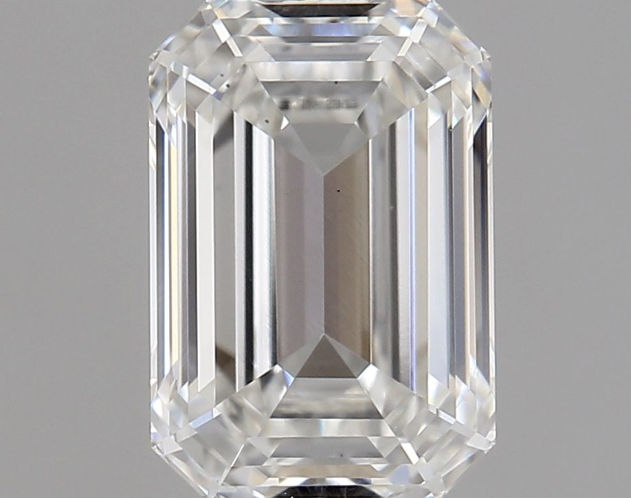 0.92 ct Emerald diamond