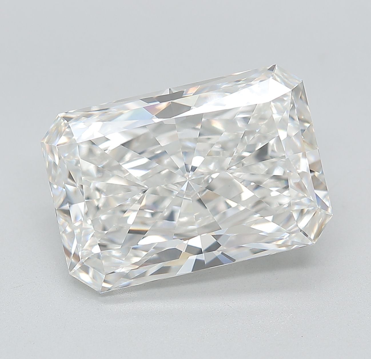 7.02 ct. radiant Lab Grown Diamond front image