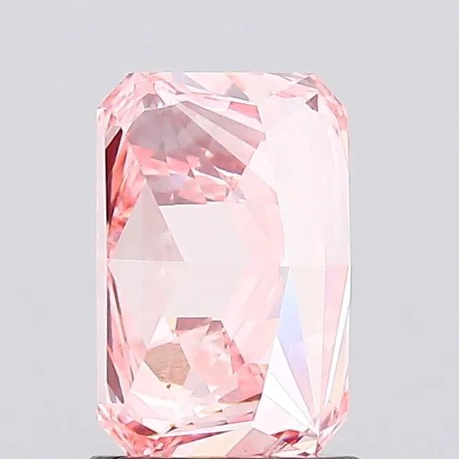 1.52 ct. radiant Lab Grown Diamond front image