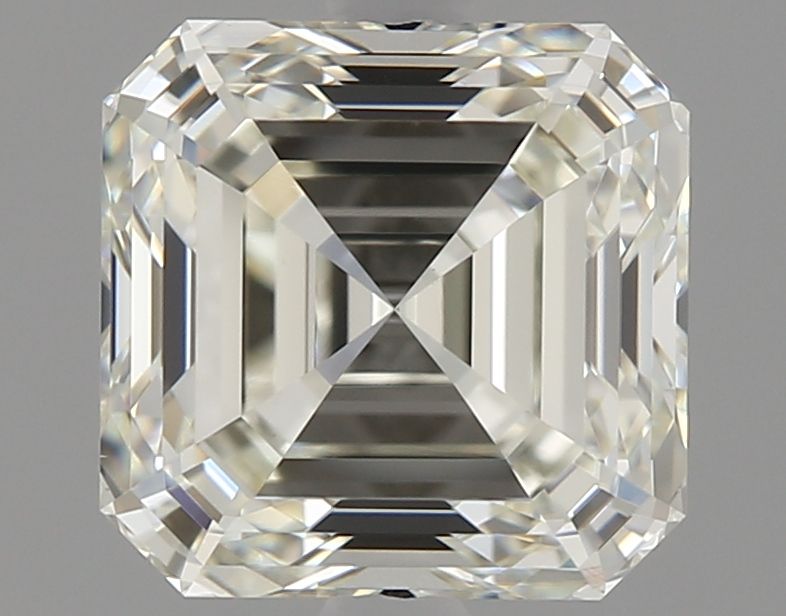 1.7 ct Square emerald Diamond