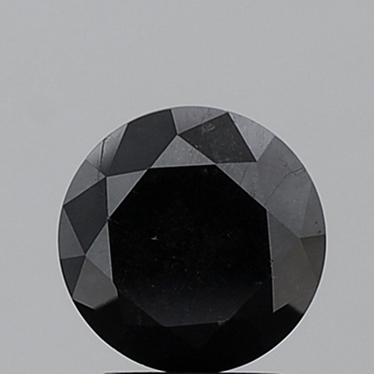 Diament 2.74 ct Fancy Black/VS1