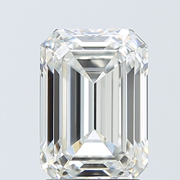 2.56 ct Emerald diamond