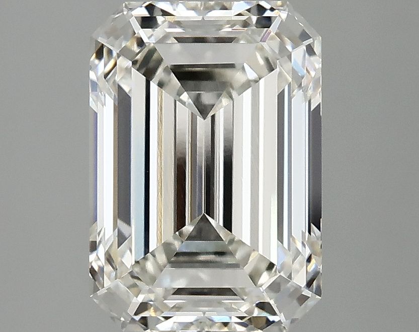 3.10 ct Emerald diamond