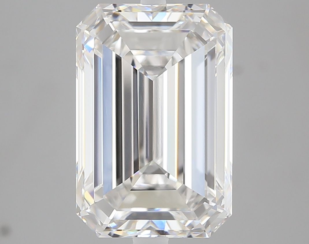 5.19 ct. emerald Lab Grown Diamond front image