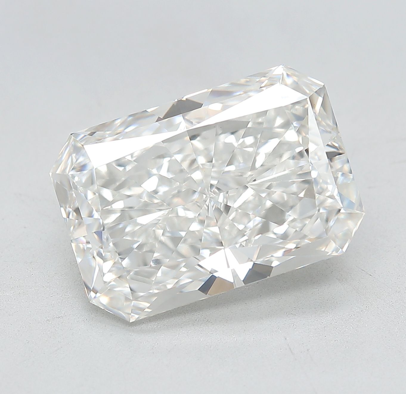 5.94 ct. radiant Lab Grown Diamond front image