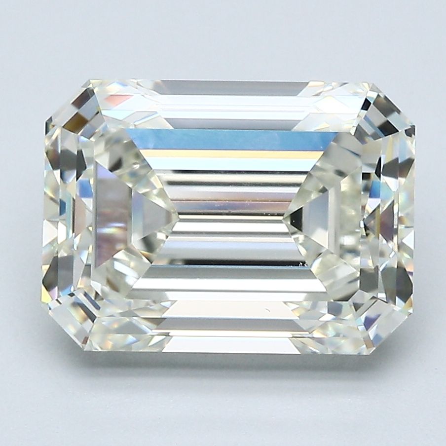 5.04ct Emerald diamond