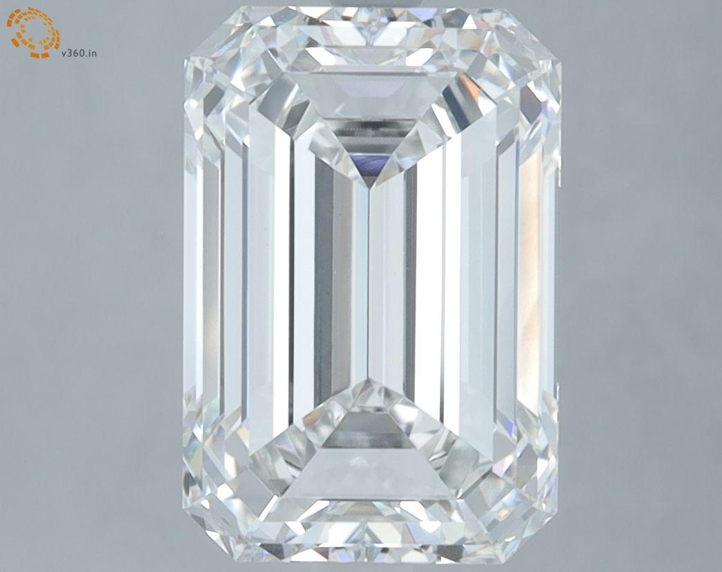 4.04 ct. emerald Lab Grown Diamond front image
