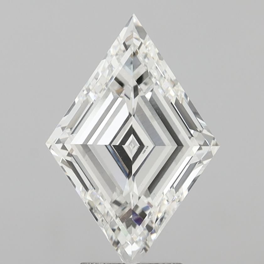 4.22 ct lab-grown Lozenge Diamond