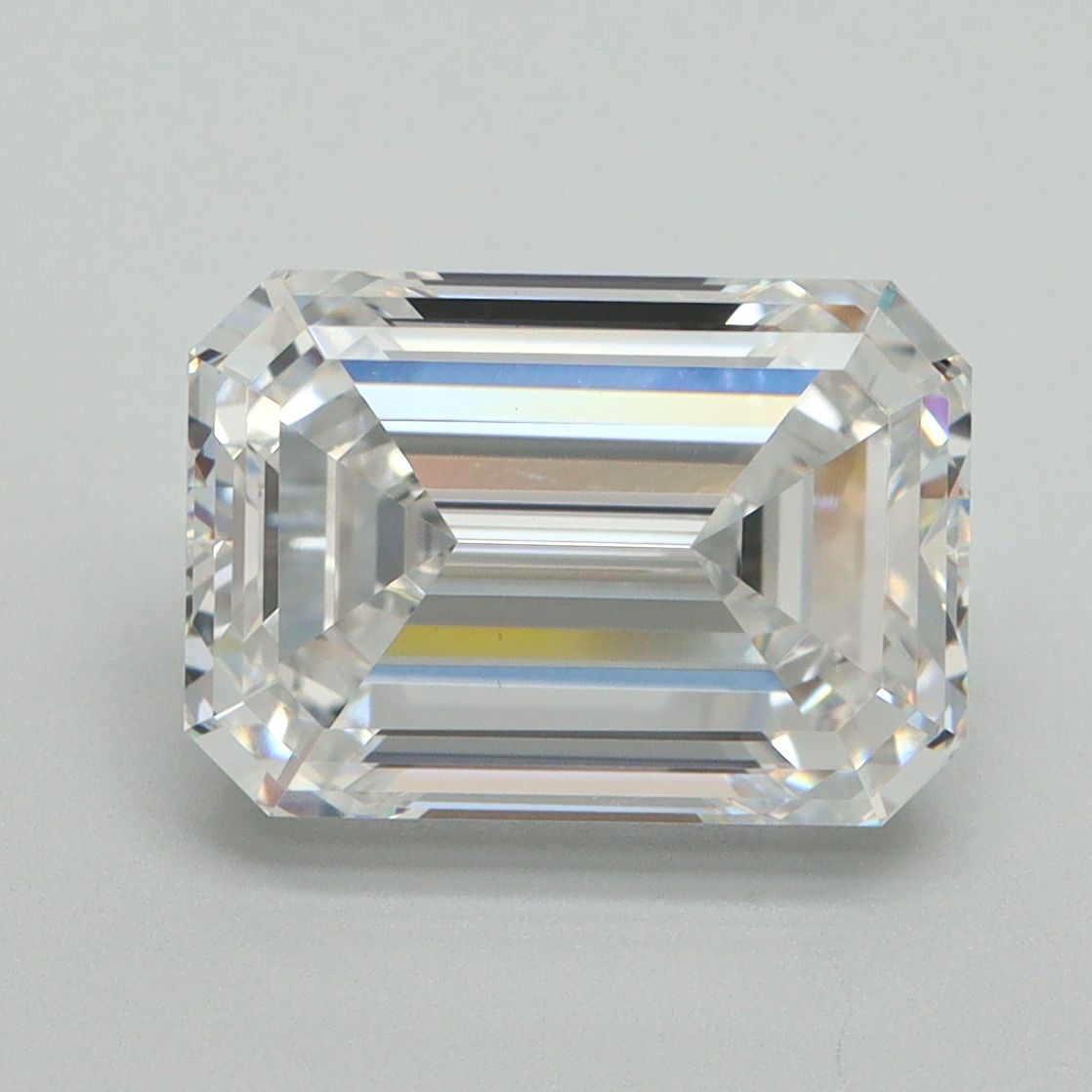 4.07 ct. emerald Lab Grown Diamond front image