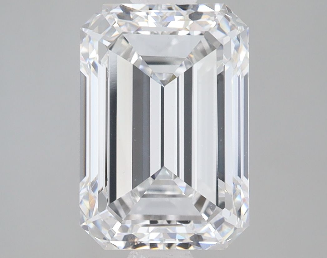 4.05 ct. emerald Lab Grown Diamond front image