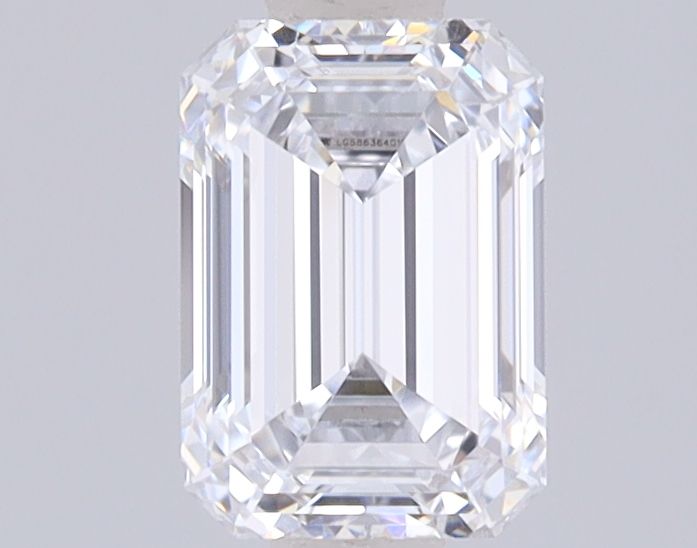 1.05 ct. emerald Lab Grown Diamond front image