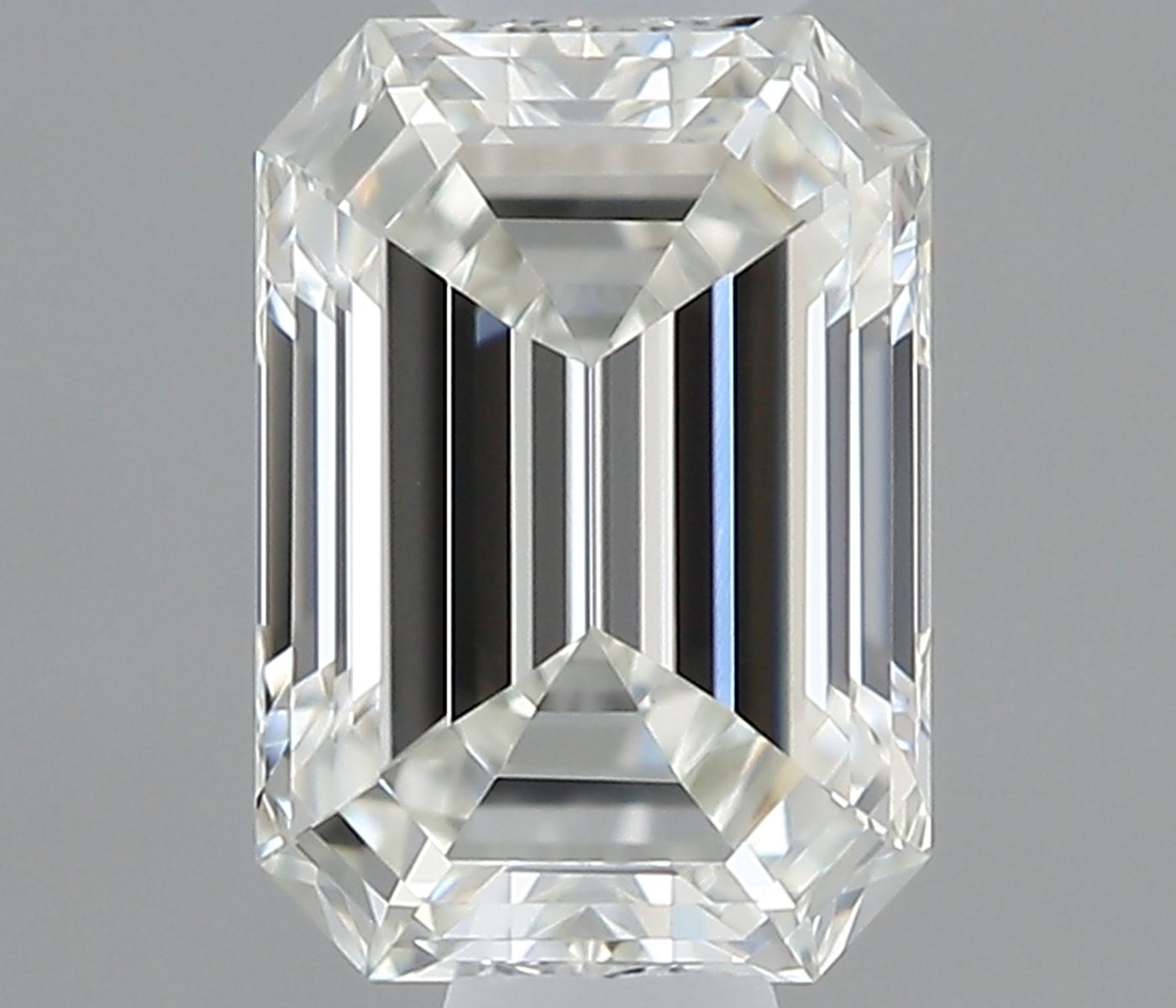 0.35 ct Emerald Diamond