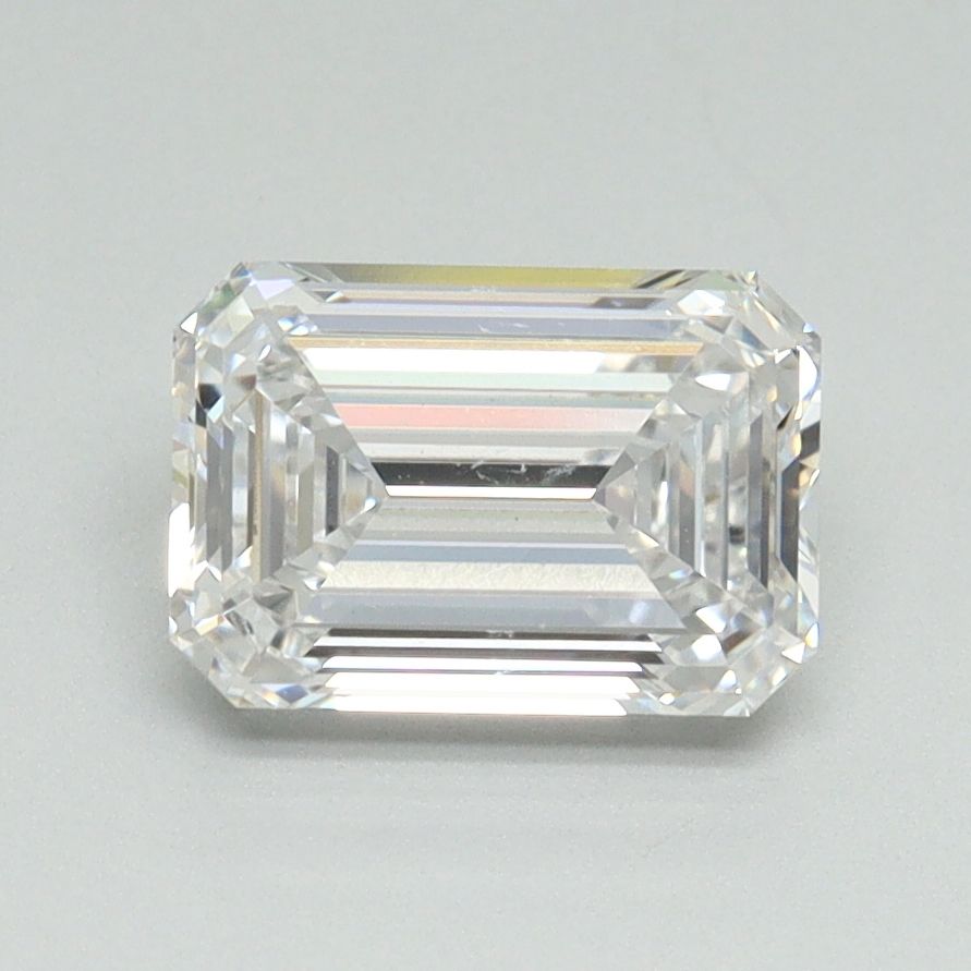 1.57 ct. emerald Lab Grown Diamond front image