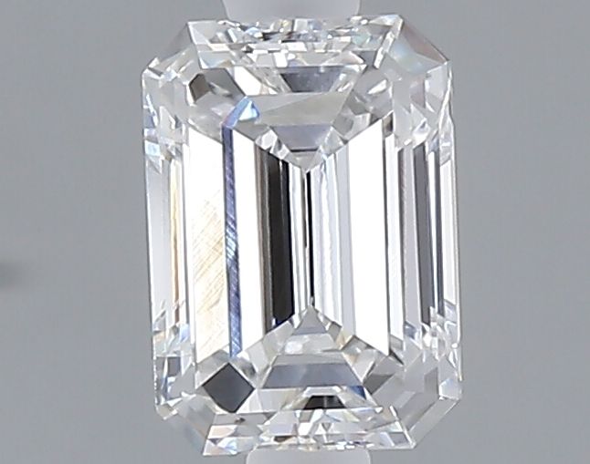 1.04 ct. emerald Lab Grown Diamond front image