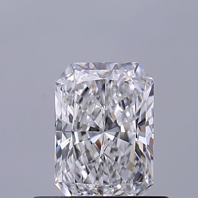 0.47 ct lab-grown Radiant Diamond